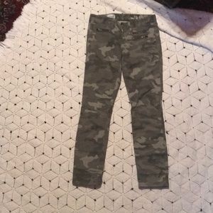 Old Navy camo skinny jeans